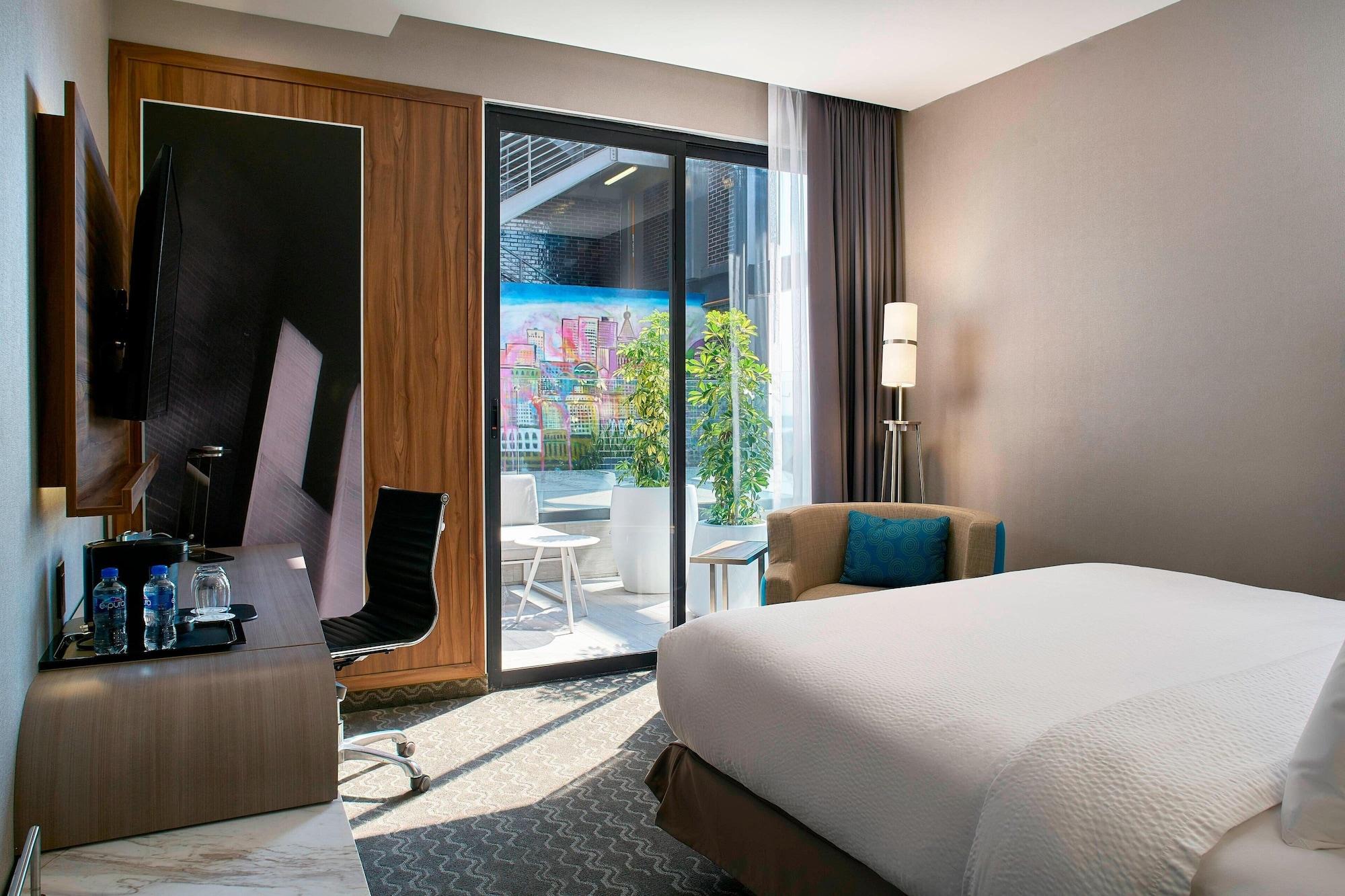 Courtyard By Marriott Mexico City Toreo Exterior photo