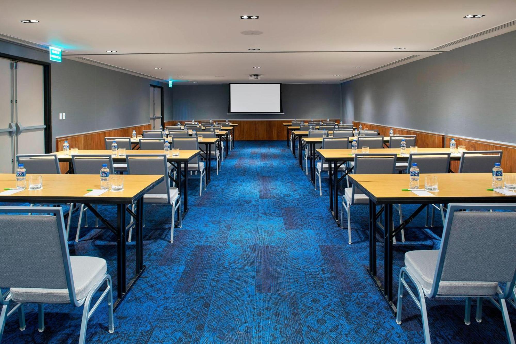 Courtyard By Marriott Mexico City Toreo Exterior photo